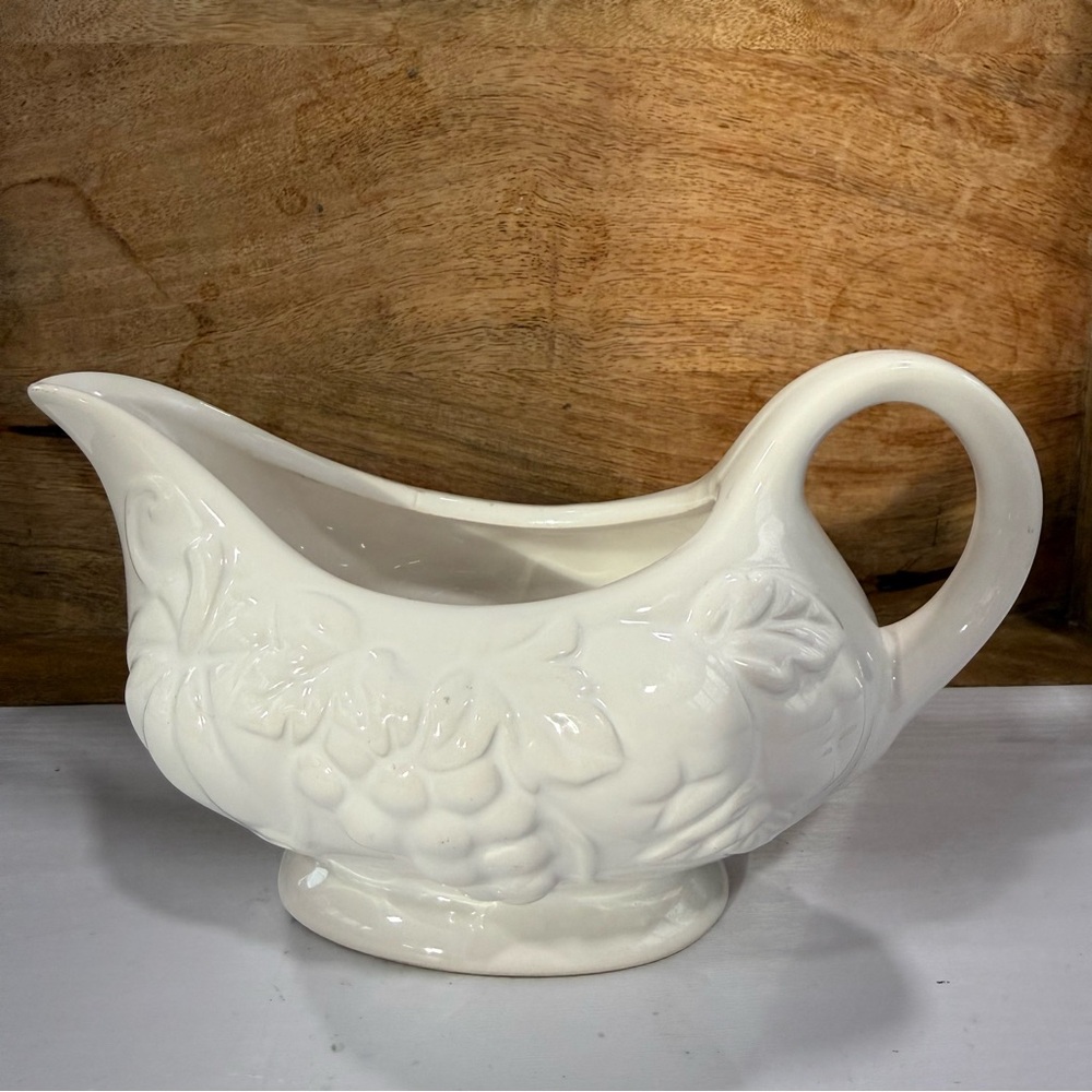 Tabletops Gallery White Ceramic Gravy Boat Harvest Pattern For Entertaining